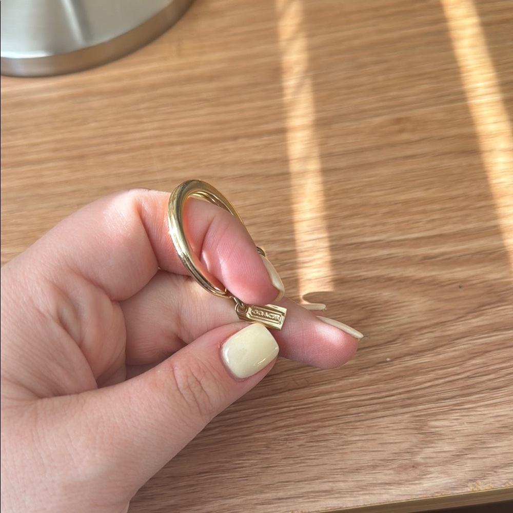 Vintage Coach Gold Charm Keychain - Picture 3 of 4